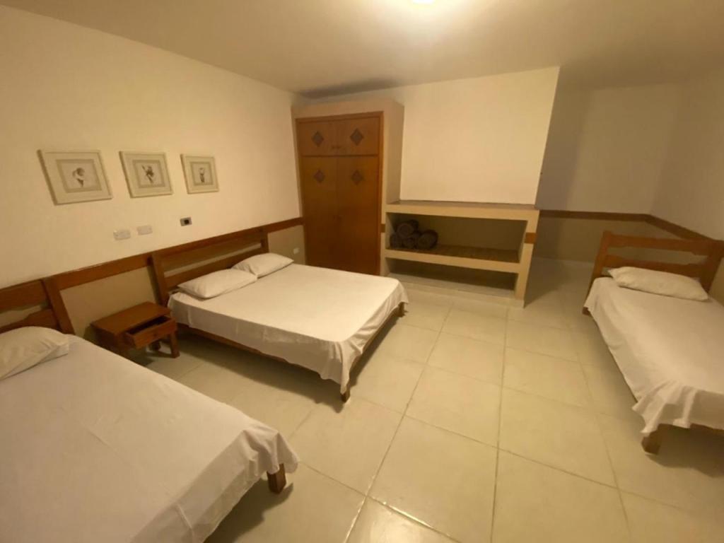 Eduardos Park Hotel Cotia  Bagian luar foto