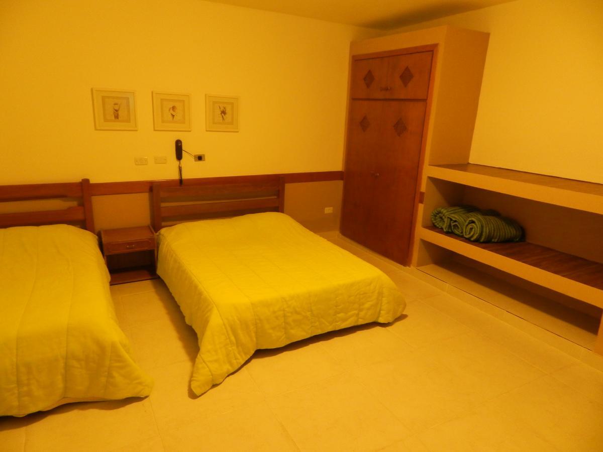 Eduardos Park Hotel Cotia  Bagian luar foto