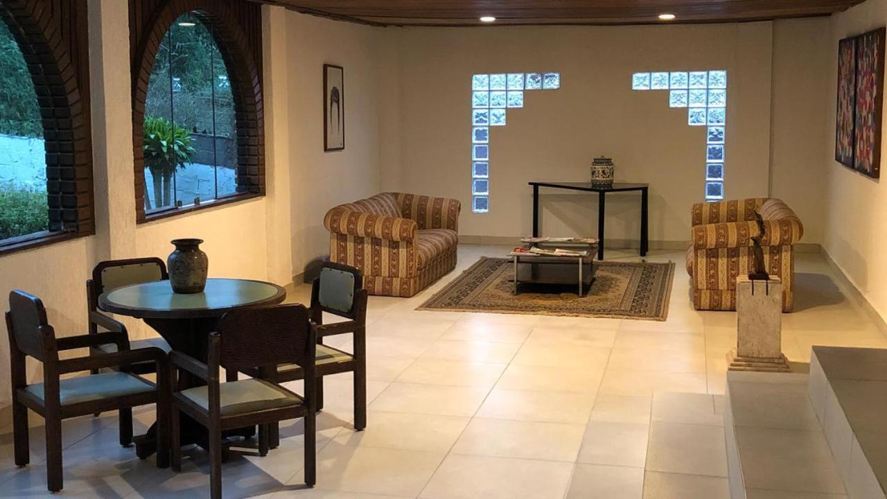 Eduardos Park Hotel Cotia  Bagian luar foto